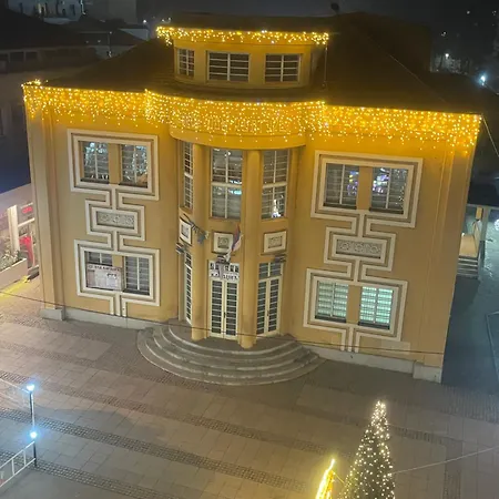 Delux Gogica Loznica